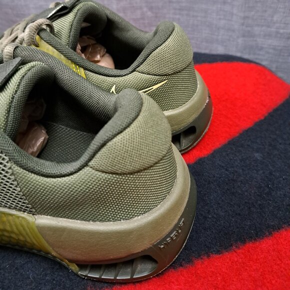 %Size 7 Nike Metcon 9 Olive/Sequoia-High Voltage Training Shoes Men A 29 main image 8
